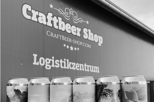 Schwarzweiss Foto Logistikzentrume Craftbeer Shop